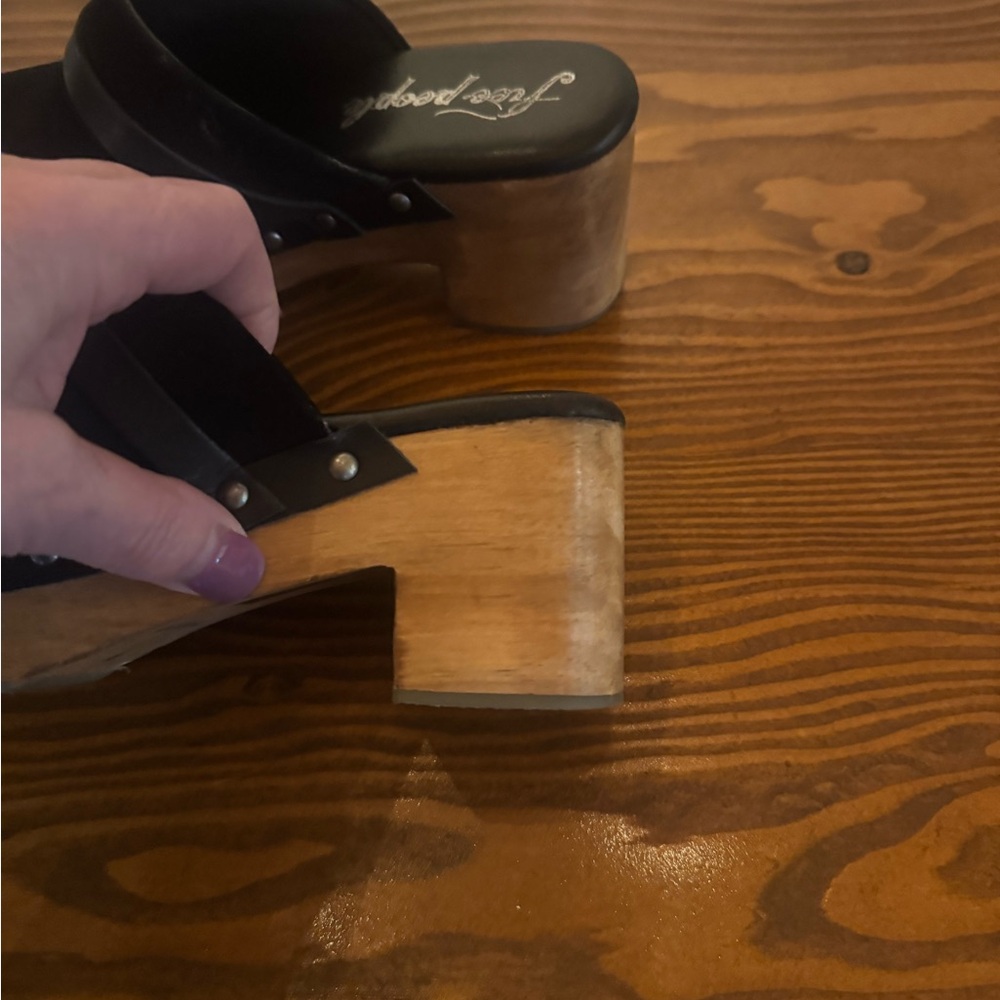 Free People Black Suede Clogs - Picture 5 of 5
